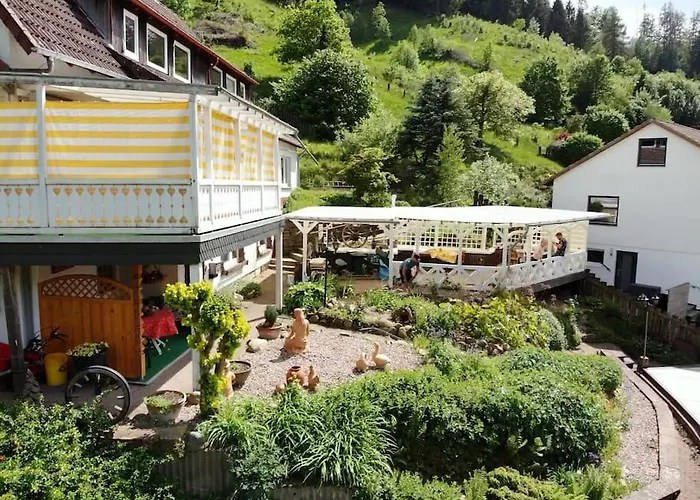 Ferienwohnung Am Hang Mit Malerischer Aussicht